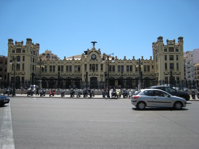 スペイン・バレンシアの北駅